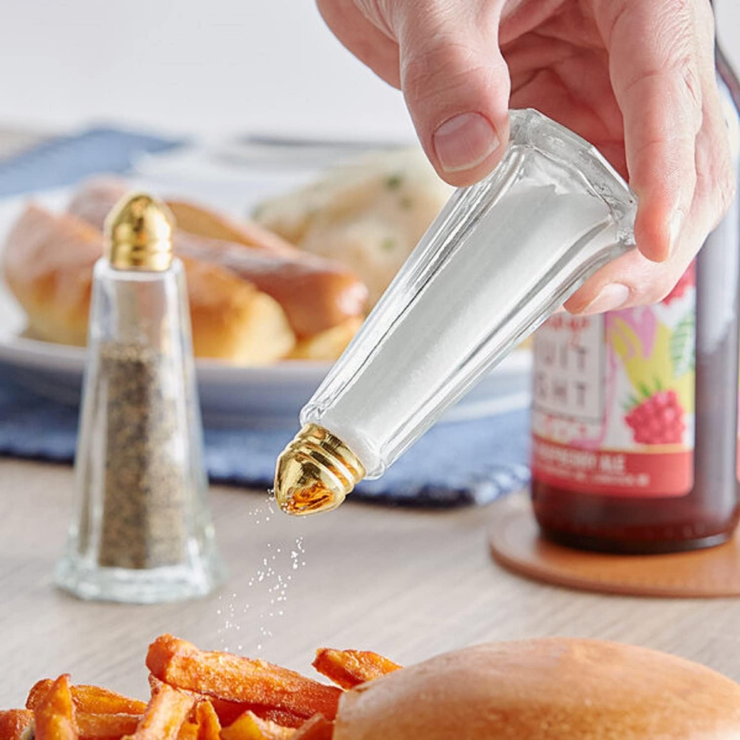 1 oz. Tower Salt Pepper Shakers with Glass Body Stainless Steel Golden Cap - Salt Shaker Salt Pepper Shakers Glass Spice Jars Accessories for Wedding Restaurant Home Kitchen