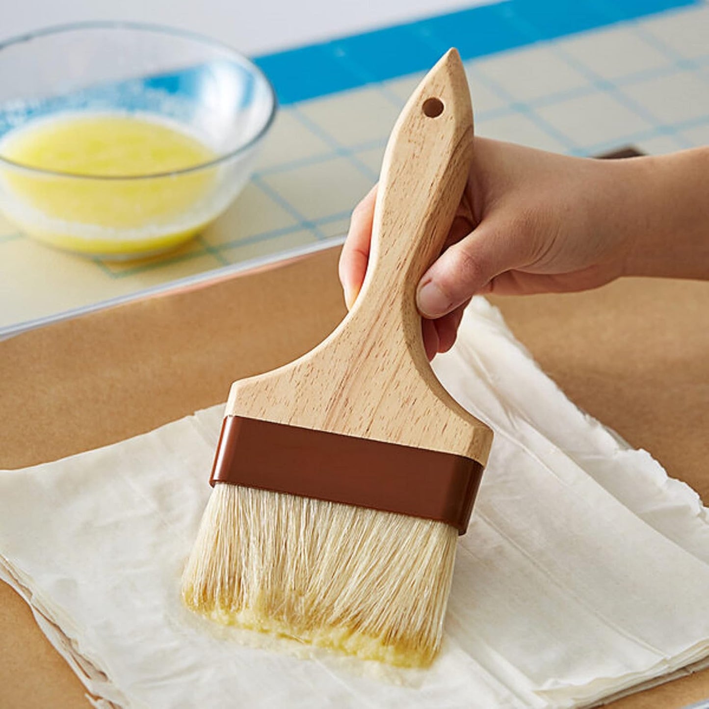 Pastry Brush Bristles with Wooden Handle - Basting Pastry Brush Culinary Oil Brush for Barbecue Butter Grill BBQ Sauce Baster Marinade Kitchen Food Cooking Brush