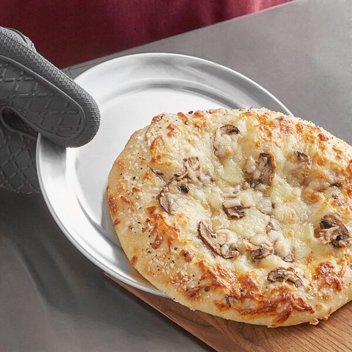 Pizza Tray Pan Wide Rim Aluminum Set of 3- Bakeware Round Pizza Pan Pizza Tray Baking Tray Round Baking Tray for Home Kitchen Pizzeria & Restaurants