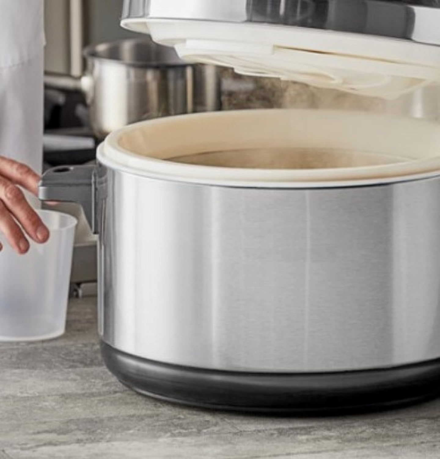 Insulated Sushi Rice Pot Stainless Steel Interior & Lid with Plastic Handle - Sushi Rice Mixing Tub Sushi Rice Bowl Sushi Rice Warmer for Home Kitchen Restaurant