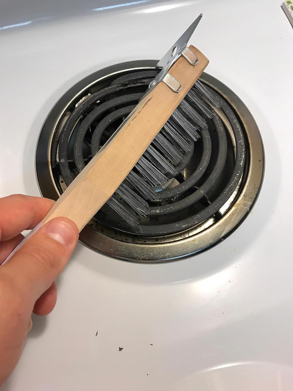 Pizza Oven Brush with Scraper Black Metal Wire Brush with Wooden Handle-Pizza Oven Cleaning Brush for Pizza Stone Grill Brush Outdoor BBQ Cleaning Oven Accessories