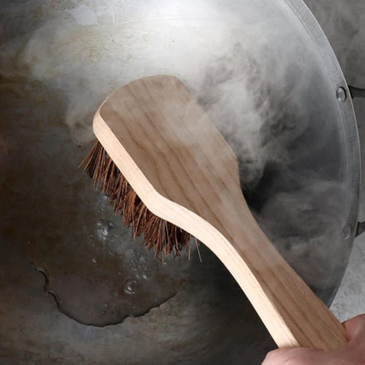 Wok Brush Palmyra Bristles with Wooden Handle - Wok Brush Cleaning Brush Kitchen pan Brush Scrub Brush Kitchen Cleaning Brush Pot Scraper Scrubber Dish Pan Brush for Cooking